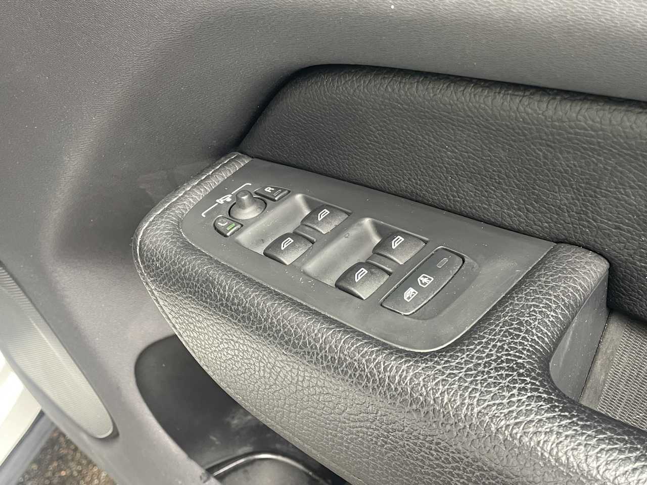 Volvo  UZ MY21 T5 AWD Inscription