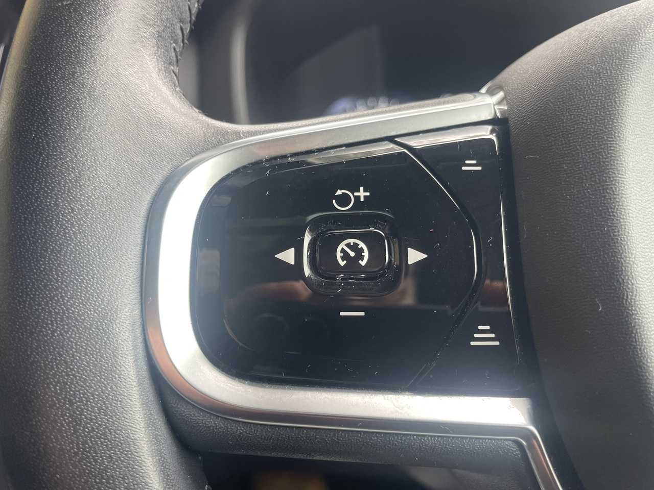 Volvo  UZ MY21 T5 AWD Inscription