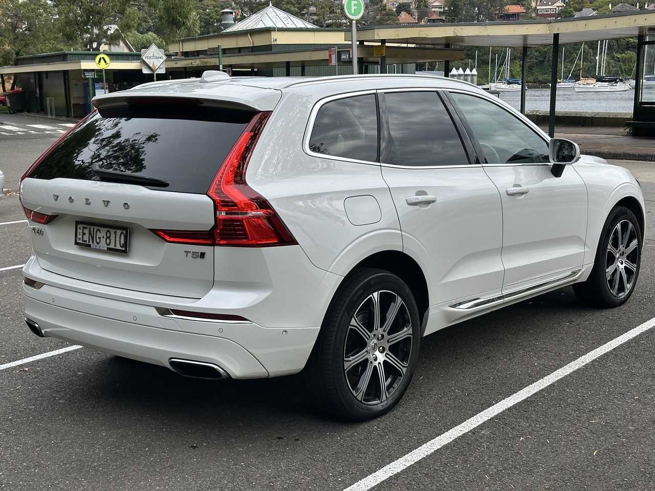 Volvo  UZ MY21 T5 AWD Inscription