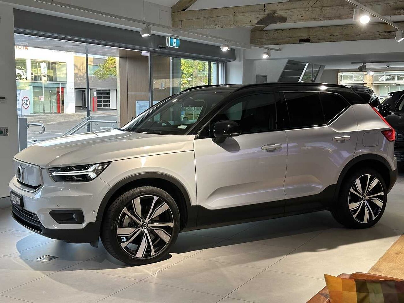 Volvo  XC40 Recharge Recharge Pro, Twin motor