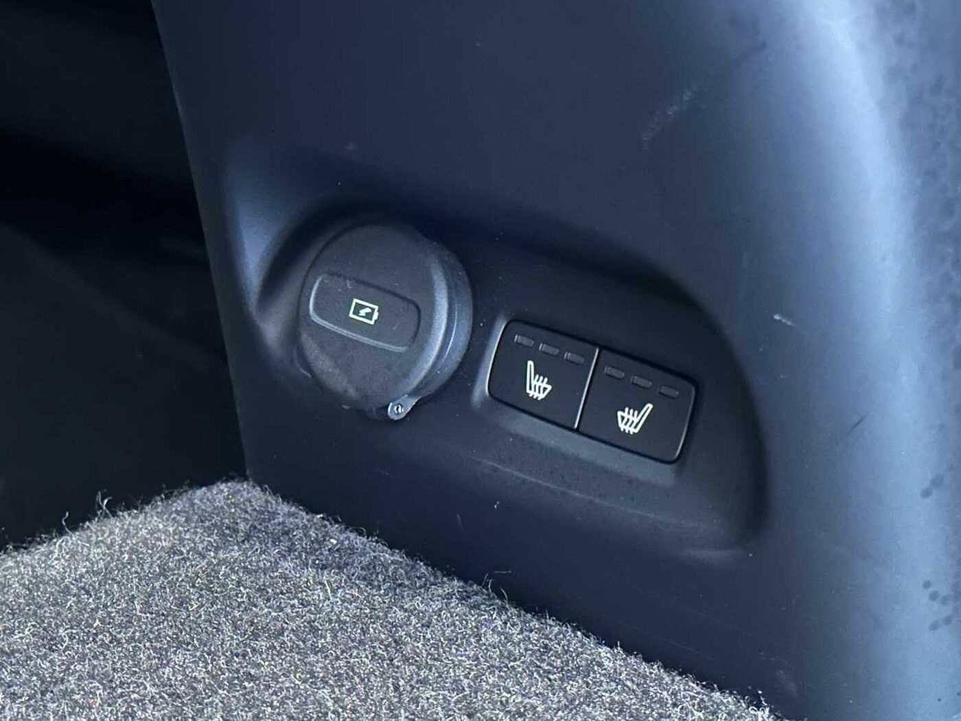 Volvo  XC40 Recharge Recharge Pro, Twin motor