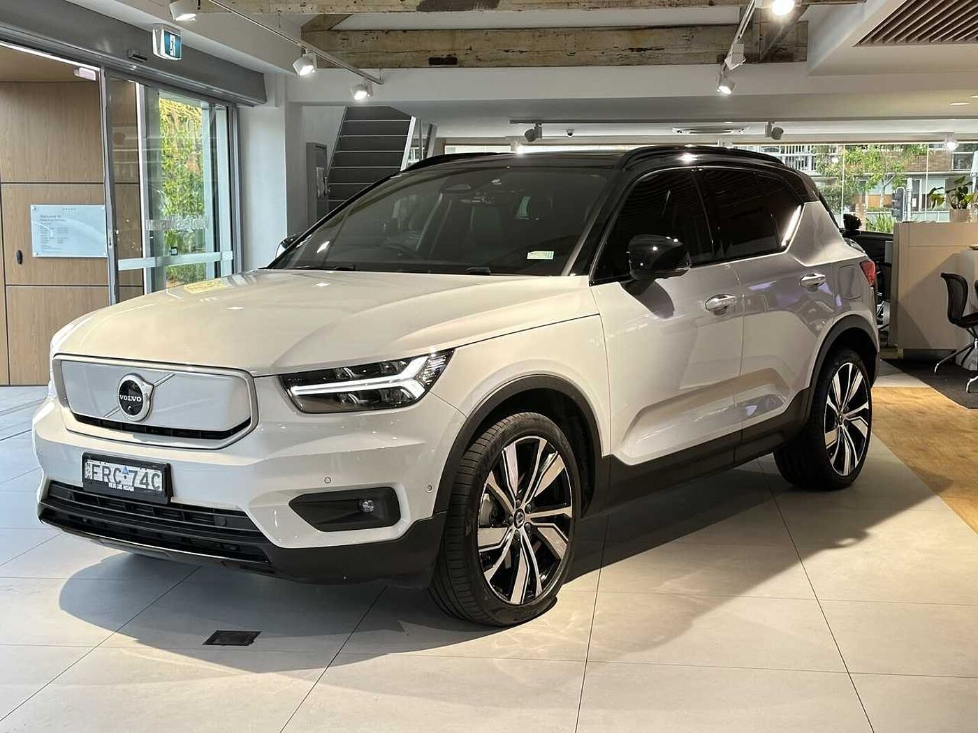 Volvo  XC40 Recharge Recharge Pro, Twin motor
