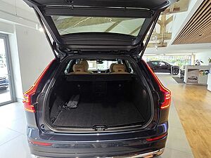 Volvo  XC60 Ultra, B5 AWD Mild hybrid, Petrol, Bright