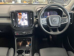 Volvo  XC40 Plus, B4 Mild hybrid, Petrol