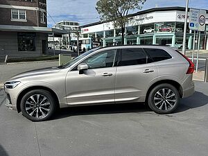 Volvo  UZ MY25 Plus B5 AWD