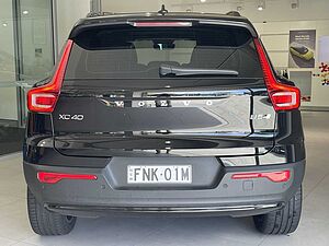 Volvo  XC40 Ultimate, B5 Mild Hybrid, Petrol, Dark