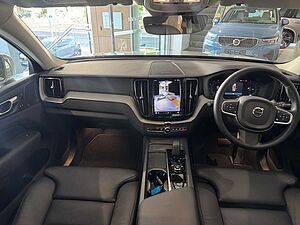 Volvo  XC60 Plus, B5 AWD Mild hybrid, Petrol