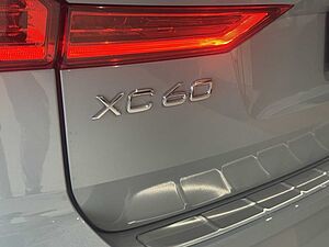 Volvo  XC60 Plus, B5 AWD Mild hybrid, Petrol