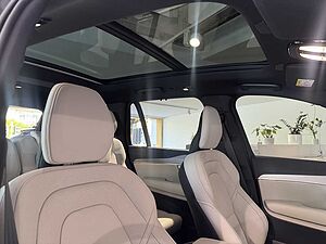 Volvo  XC90 Ultra, T8 AWD Plug-in hybrid, Electric/Petrol, Dark, 7 Seats