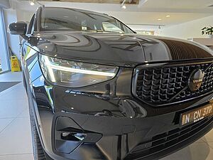 Volvo  XC40 Black Edition Ultra, B4 AWD Mild hybrid, Petrol
