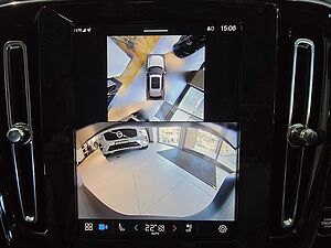 Volvo  XC40 Ultra, B4 AWD Mild hybrid, Petrol, Bright