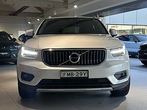 Volvo  XC40 Inscription, T4 Petrol AWD (140 kW)