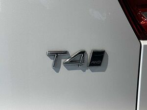 Volvo  XC40 Inscription, T4 Petrol AWD (140 kW)