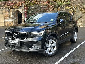 Volvo  XC40 Plus, B4 Mild hybrid, Petrol