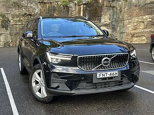 Volvo  XC40 Plus, B4 Mild hybrid, Petrol