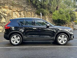 Volvo  XC40 Plus, B4 Mild hybrid, Petrol