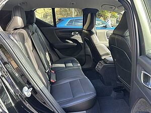 Volvo  XC40 Plus, B4 Mild hybrid, Petrol