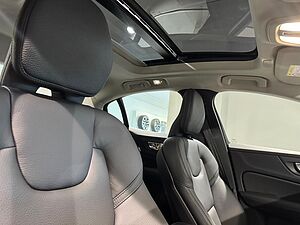 Volvo  Z Series MY25 Ultra B5 Geartronic AWD Bright