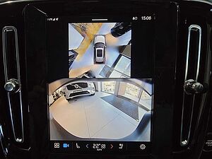 Volvo  XZ MY25 Ultra B4 AWD Bright