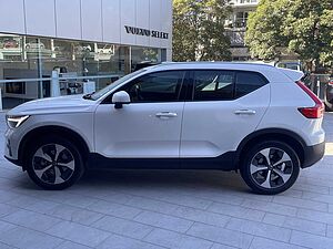 Volvo  XZ MY25 Plus B4