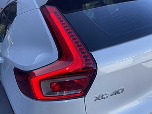 Volvo  XZ MY25 Plus B4