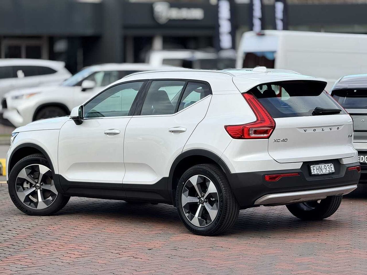 Volvo  XC40 Ultimate, B4 Mild Hybrid, Petrol, Bright