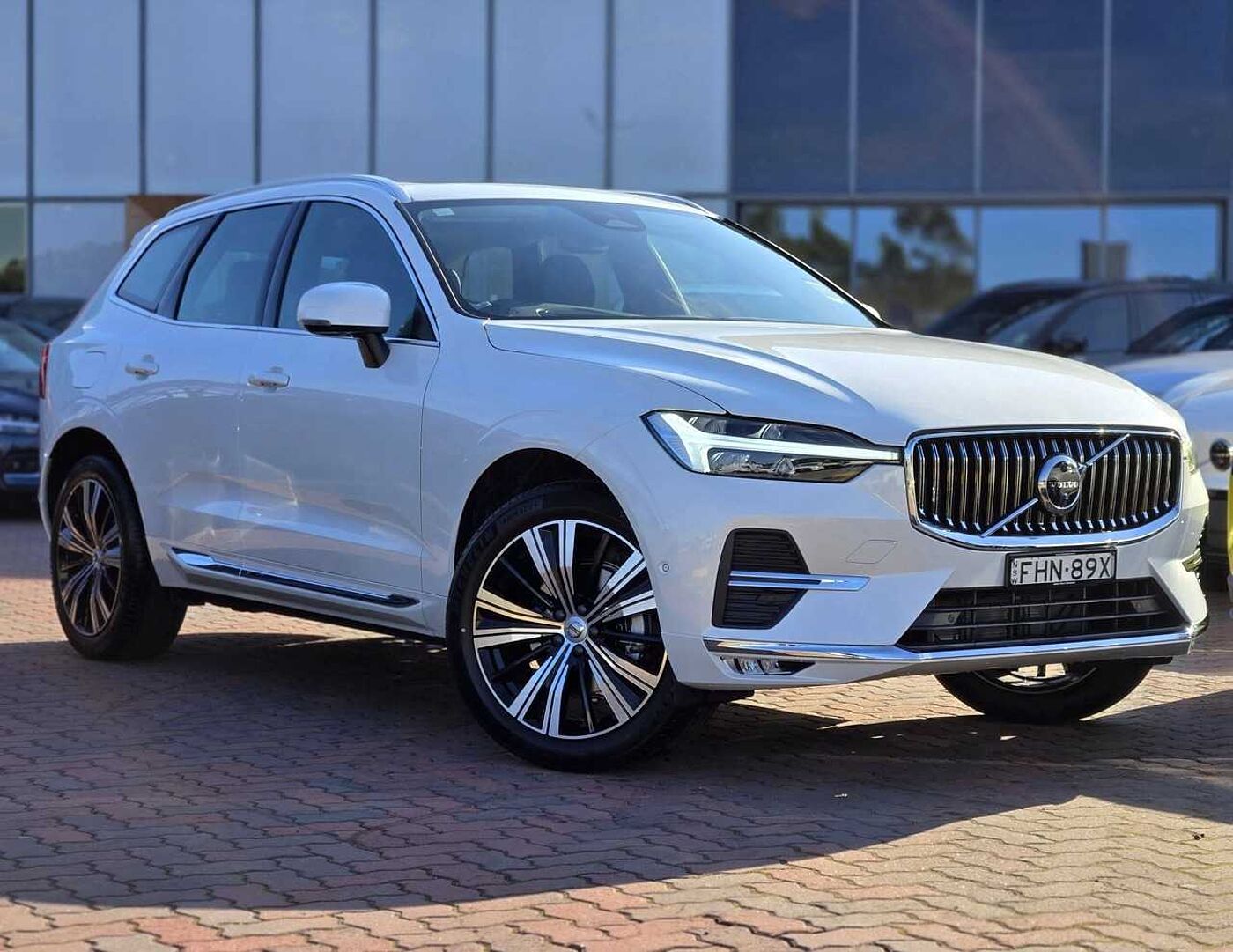 Volvo  XC60 Ultimate, B5 Mild Hybrid, Petrol, Bright