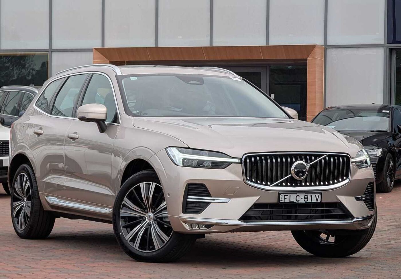 Volvo  XC60 Ultimate, B5 Mild Hybrid, Petrol, Bright