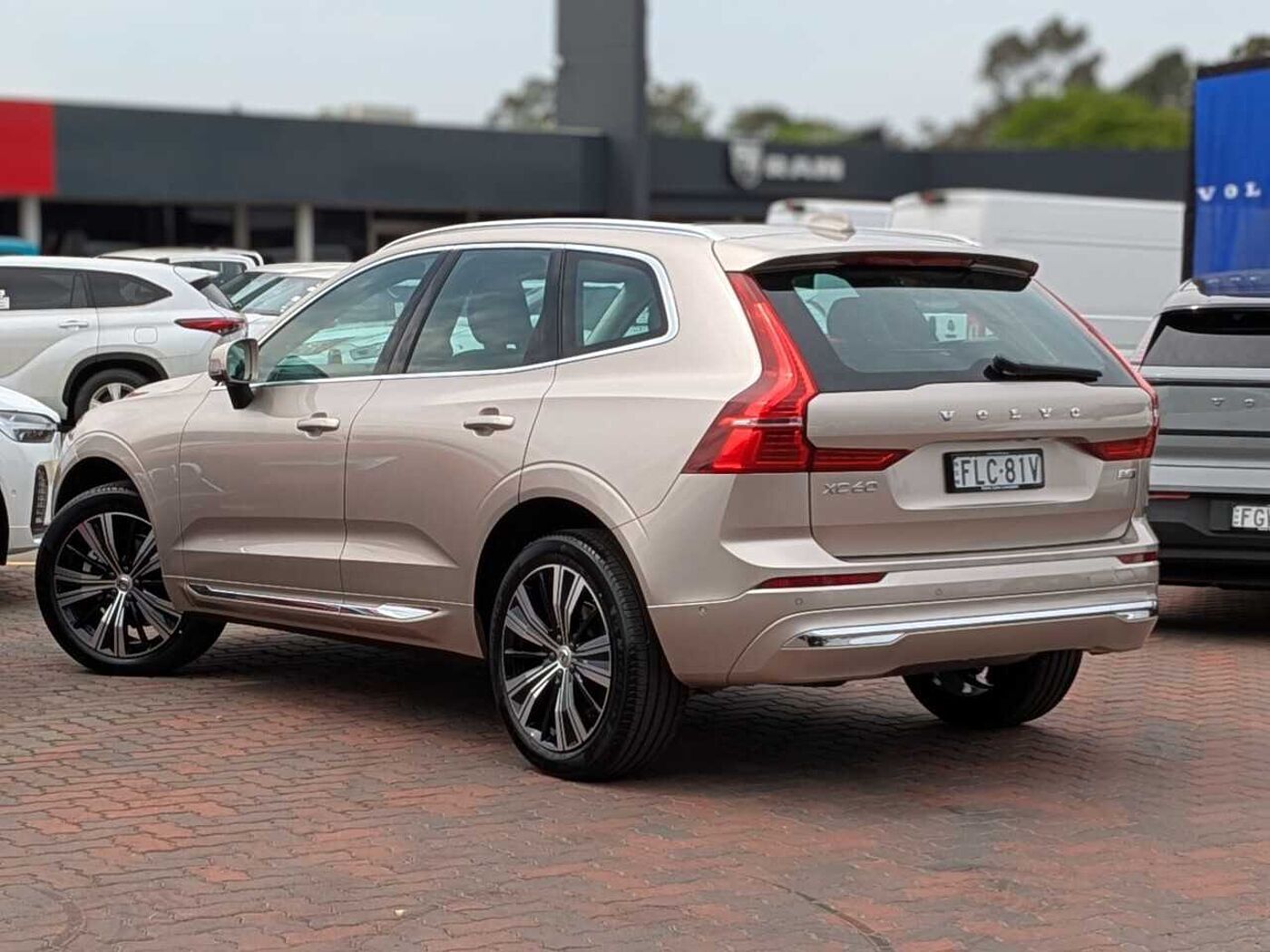 Volvo  XC60 Ultimate, B5 Mild Hybrid, Petrol, Bright