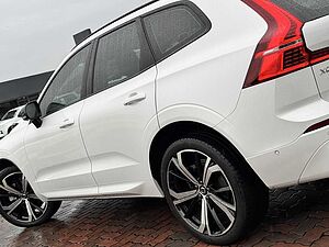 Volvo  XC60 Ultimate, B6 Mild Hybrid, Petrol, Dark