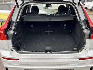 Volvo  XC60 Ultimate, B6 Mild Hybrid, Petrol, Dark