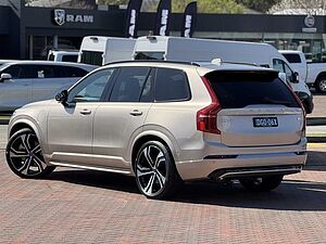 Volvo  XC90 Recharge Ultimate, T8 AWD Plug-in hybrid, Electric/Petrol, Dark, 7 Seats