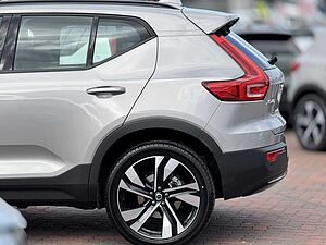 Volvo  XC40 Ultimate, B5 Mild Hybrid, Petrol, Dark