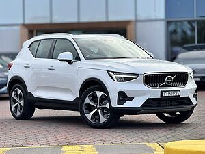 Volvo  XC40 Ultimate, B4 Mild Hybrid, Petrol, Bright