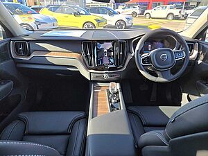 Volvo  XC60 Ultimate, B5 Mild Hybrid, Petrol, Bright