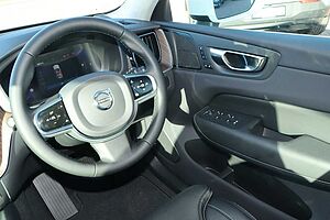 Volvo  XC60 Ultimate, B5 Mild Hybrid, Petrol, Bright