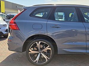 Volvo  XC60 Ultimate, B6 AWD mild hybrid, Petrol, Dark