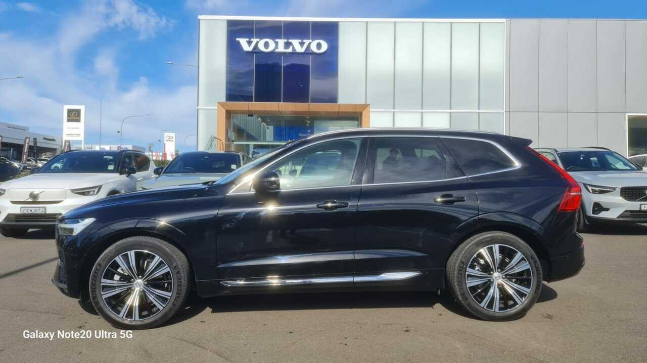 Volvo  UZ Ultimate B5 Bright Mhev