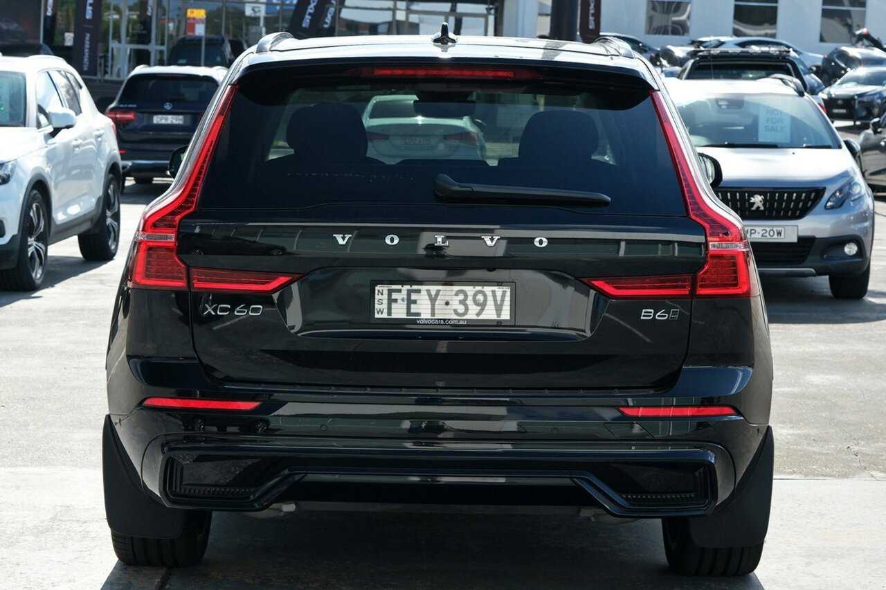 Volvo  UZ Ultimate B6 Dark Mhev