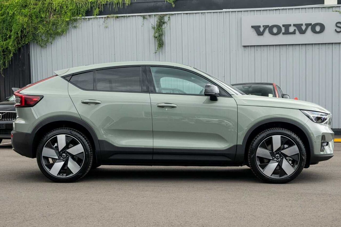 Volvo  C40 Recharge Ultimate, Twin Motor, Electric