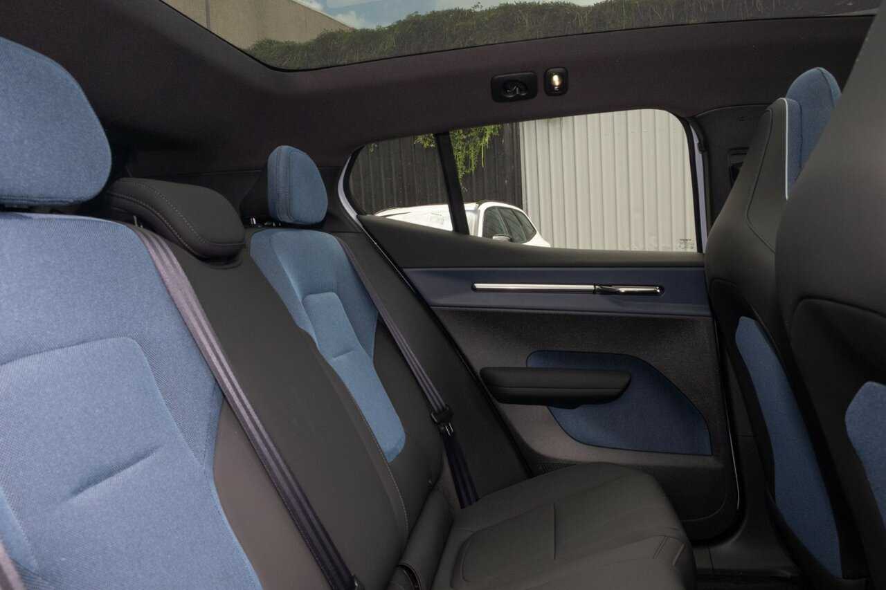Volvo  EX30 Ultra, Twin Motor Performance, Electric
