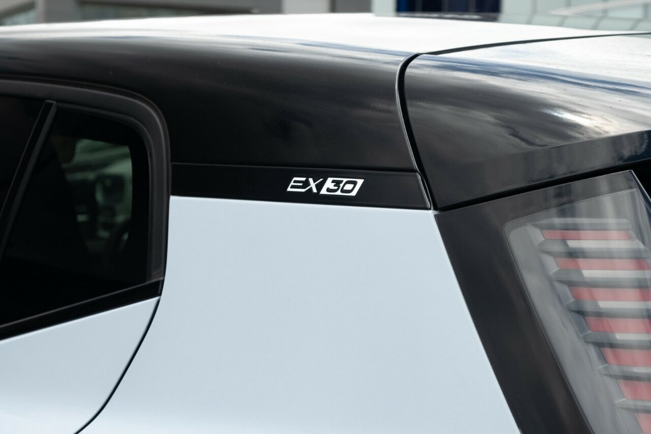 Volvo  EX30 Ultra, Twin Motor Performance, Electric