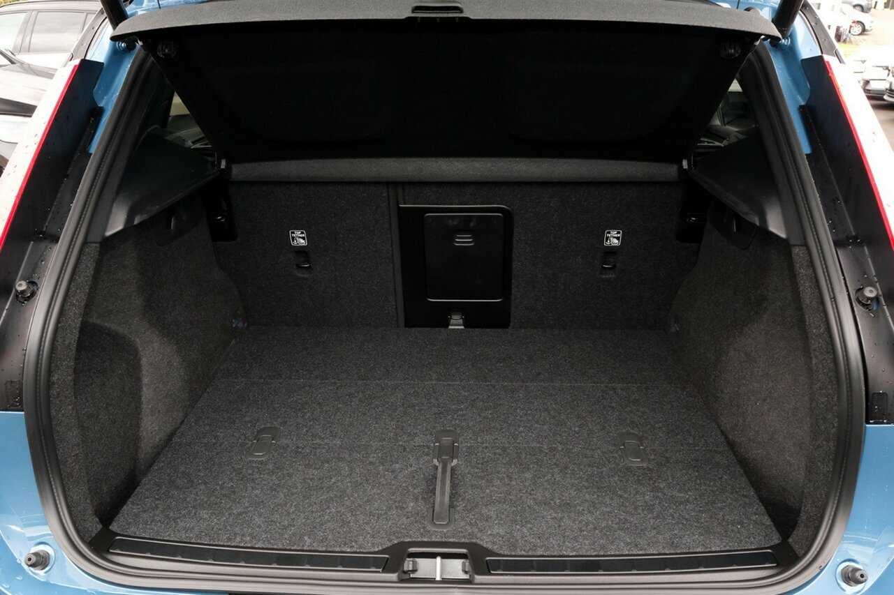 Volvo  XZ XZ
