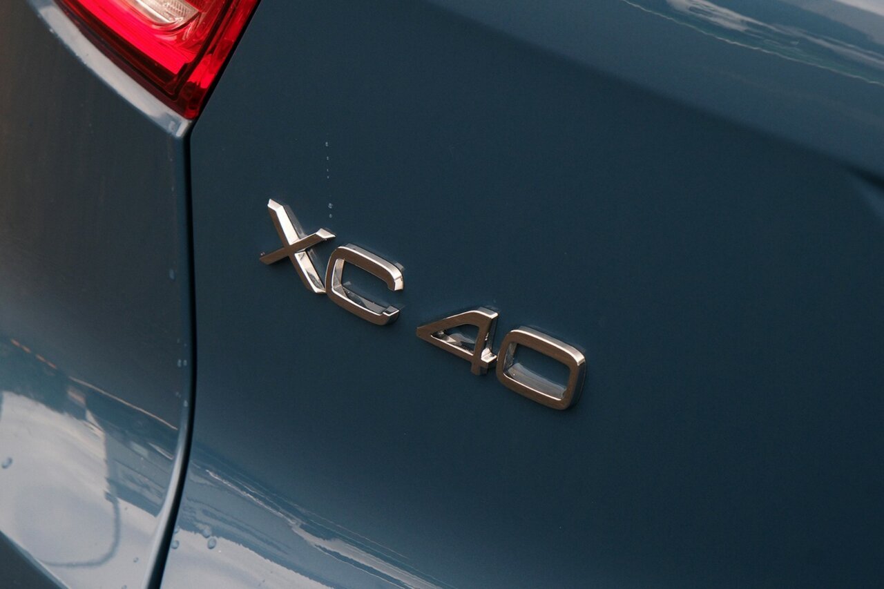 Volvo  XZ XZ