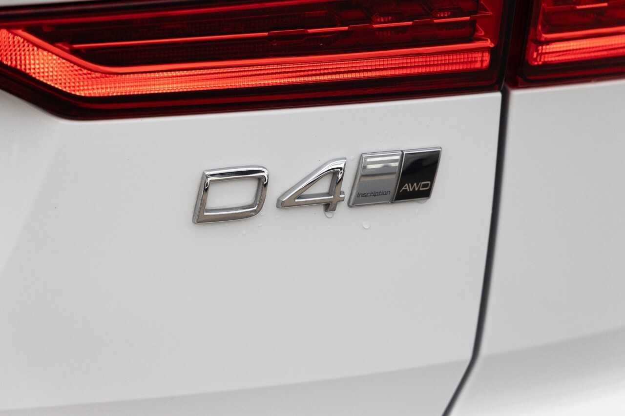 Volvo  UZ D4