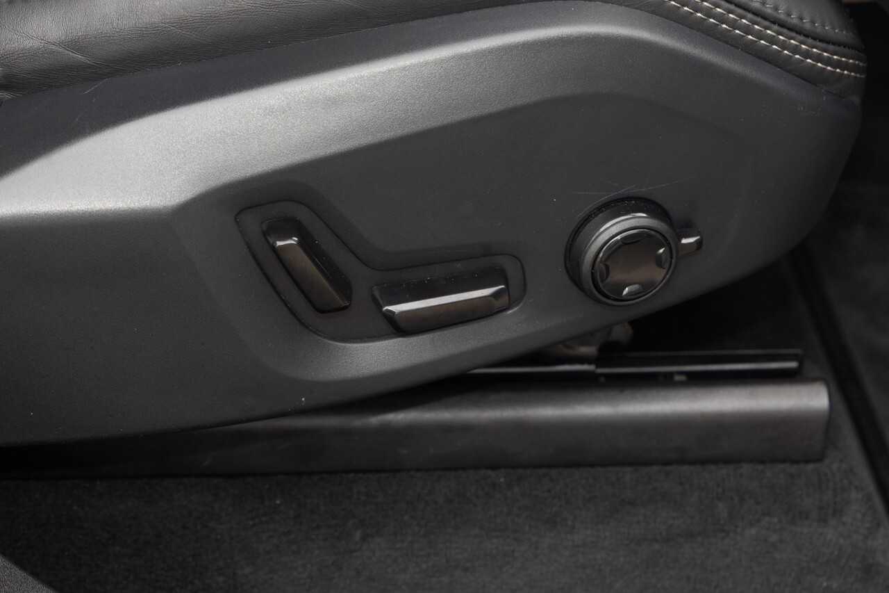 Volvo  L Series T6 Inscription