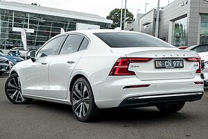 Volvo  (No Series) Ultimate B5 Bright Mhev
