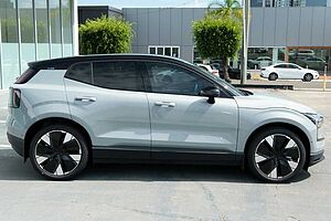 Volvo  (No Series) Twin Motor Performance Ultra