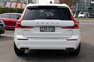 Volvo  UZ D4