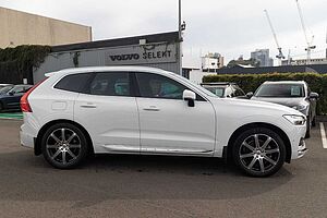 Volvo  UZ D4